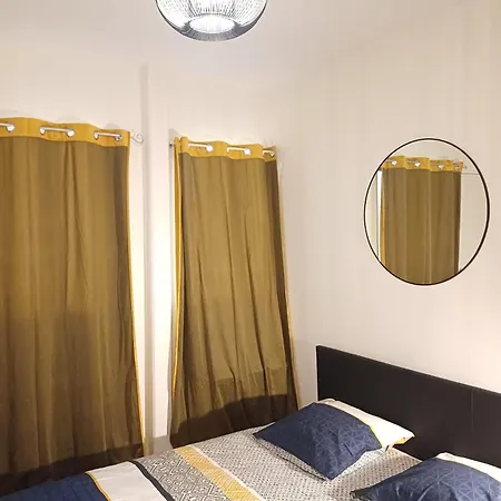 Apartment T3 Du Canal, 2chs, 2 Sdb, 3 Lits, Wifi Agen