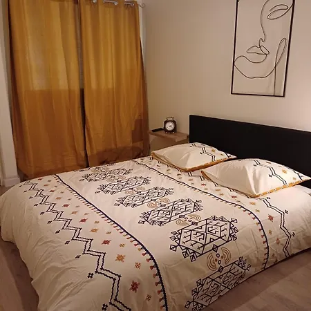 Apartment T3 Du Canal, 2chs, 2 Sdb, 3 Lits, Wifi Agen